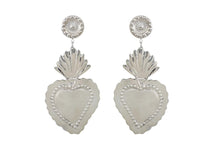 Load image into Gallery viewer, THE WAVY HEARTS SILVER